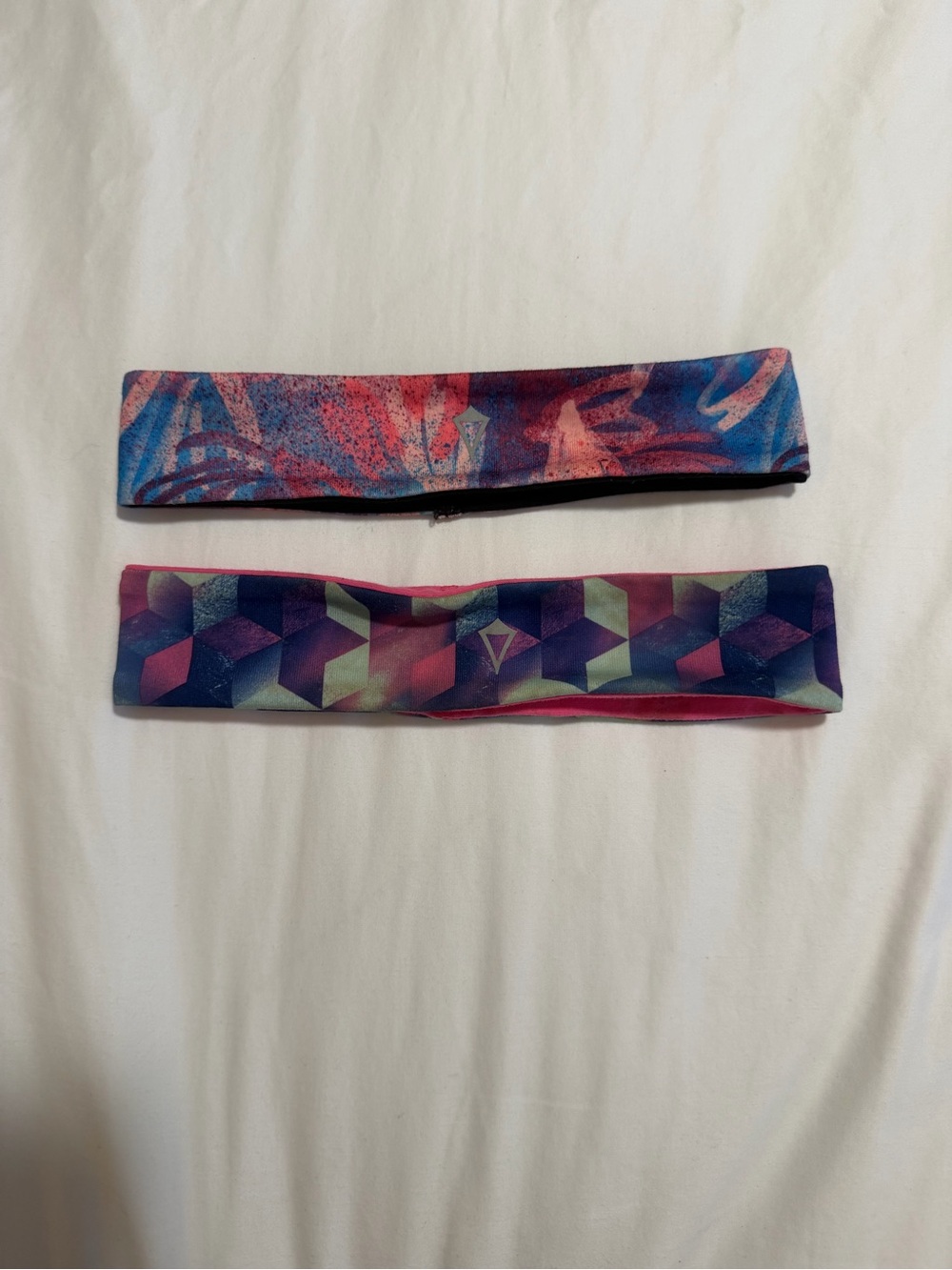 Ivivva two pack of colorful reversible headbands - pink or black and colorful m